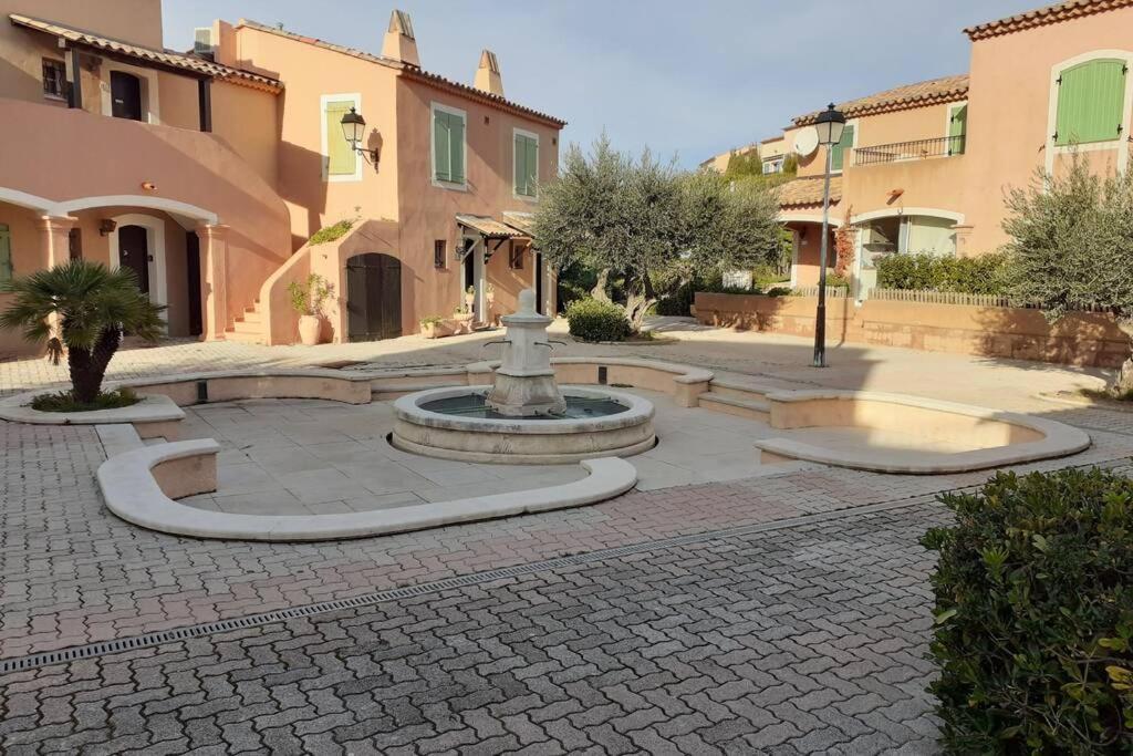 Bel Appartement Dans Le Golfe De Saint Tropez Les Issambres Bagian luar foto